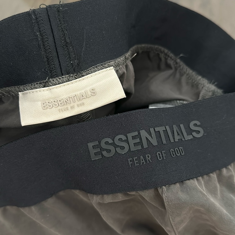 Essentials Skirt - Picture 3 of 4